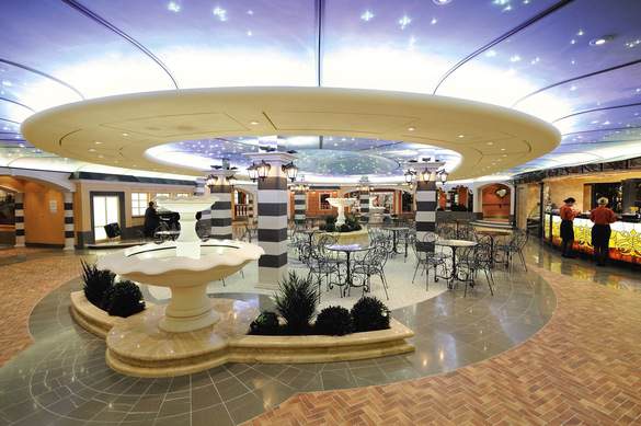 MSC Cruises, MSC Fantasia, Piazza San Giorgia 3, Copyrights - MSC Rights.jpg